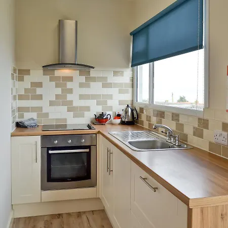 Whelk Cabin- 25062 Filey